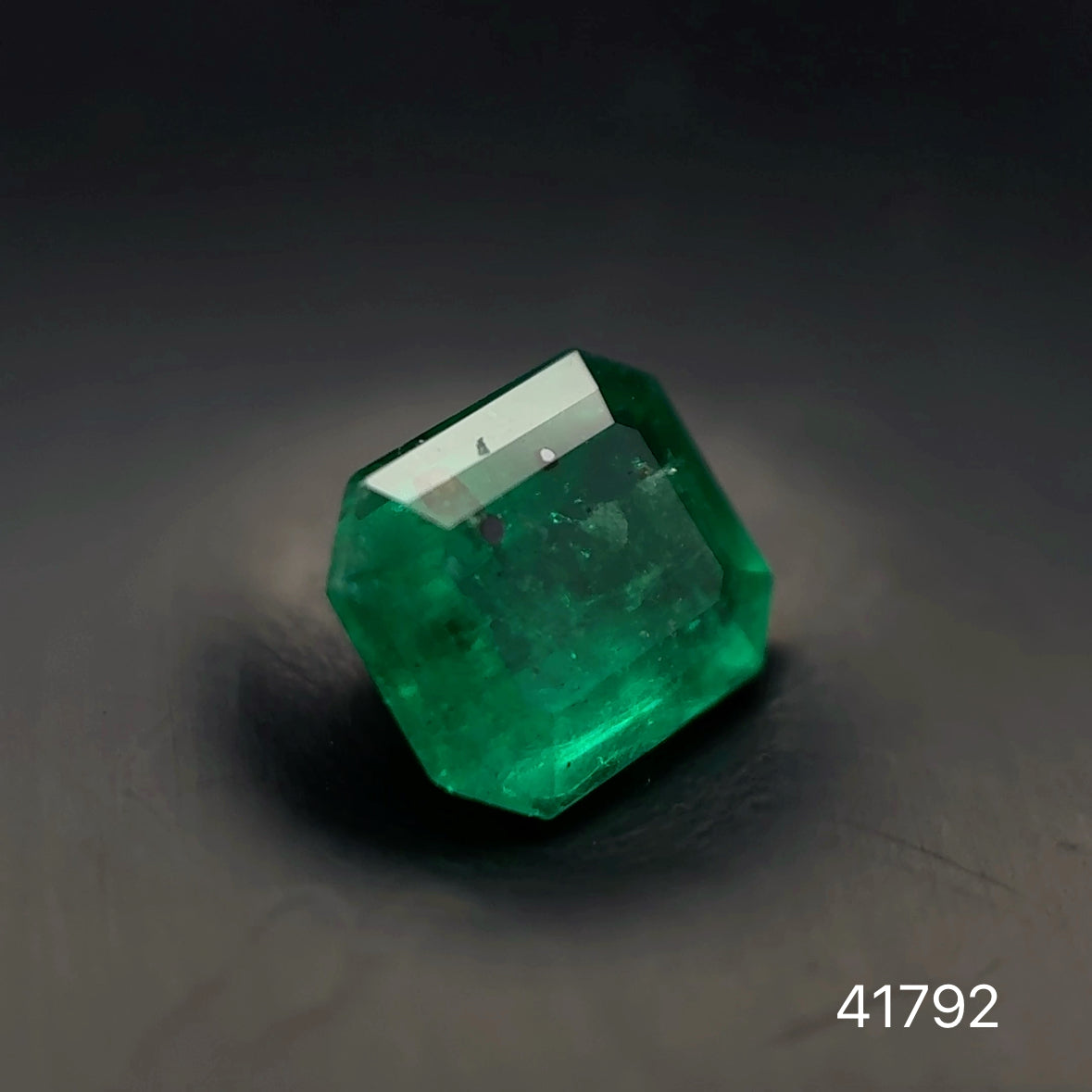 ESMERALDA CDTEC ESMERALDA 0.81 CT 6.21 X 5.30 MM