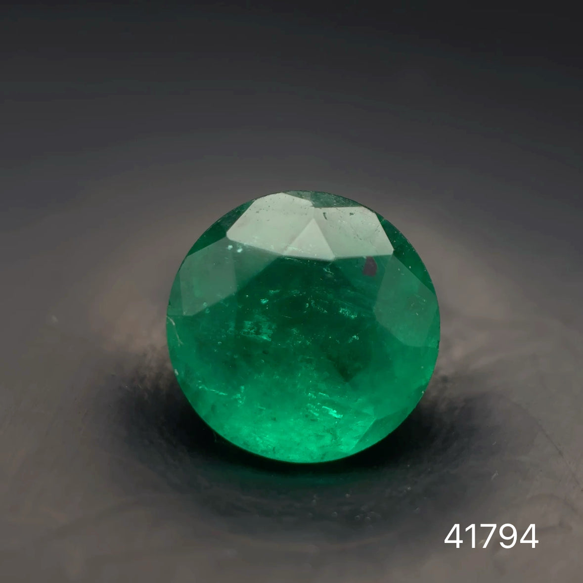 ESMERALDA CDTEC REDONDA 0.68 CT 5.80 X 5.79 MM