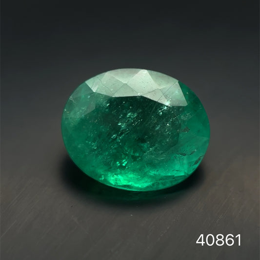 ESMERALDA CDTEC CORTE OVAL 9.94 X 8.19 2.77 CT