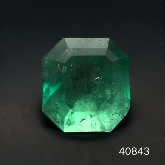 ESMERALDA CDTEC CORTE ESMERALDA 9.41 X 8.74 2.82 CTS