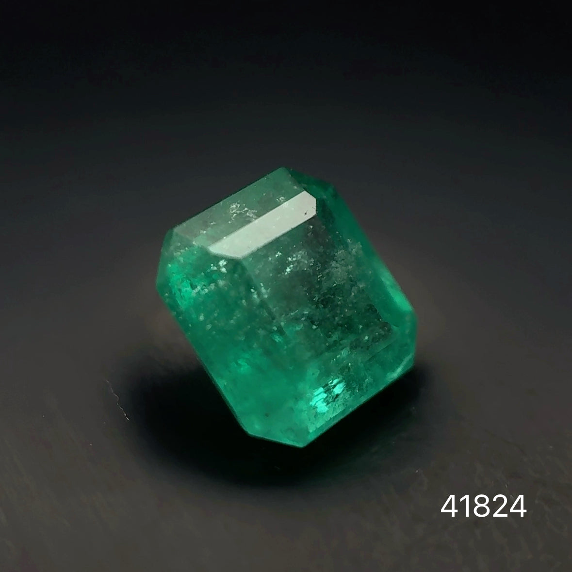 ESMERALDA CDTEC ESMERALDA/ 1.39 CT/ 6.74 X 6.49 X 4.67 MM