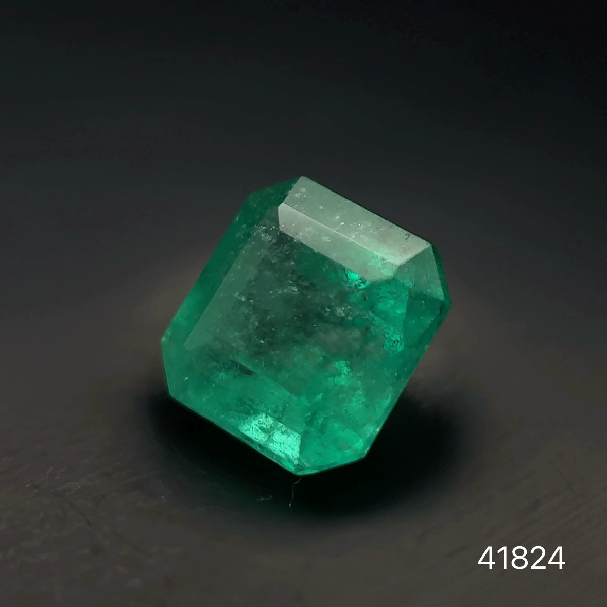 ESMERALDA CDTEC ESMERALDA/ 1.39 CT/ 6.74 X 6.49 X 4.67 MM