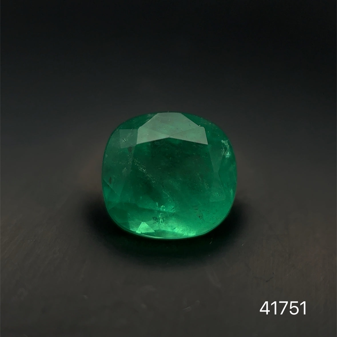 ESMERALDA CDTEC CUSHION 1.35 CTS 7.07 X 6.67 MM