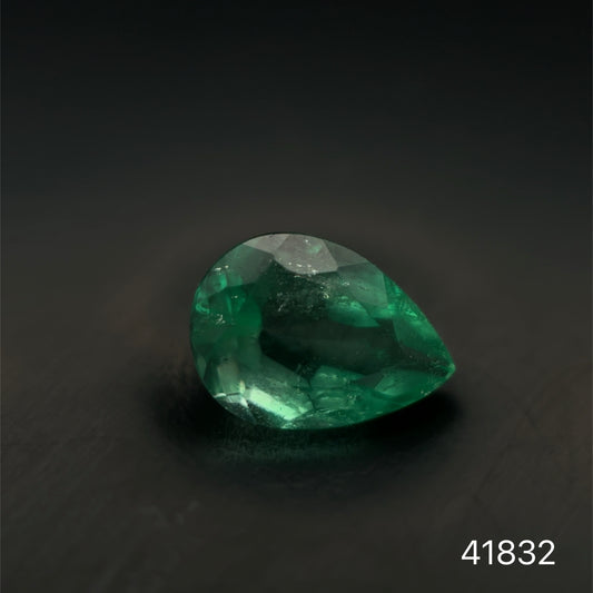 ESMERALDA CDTEC PERA 0.64 CTS 6.64 X 4.82 MM