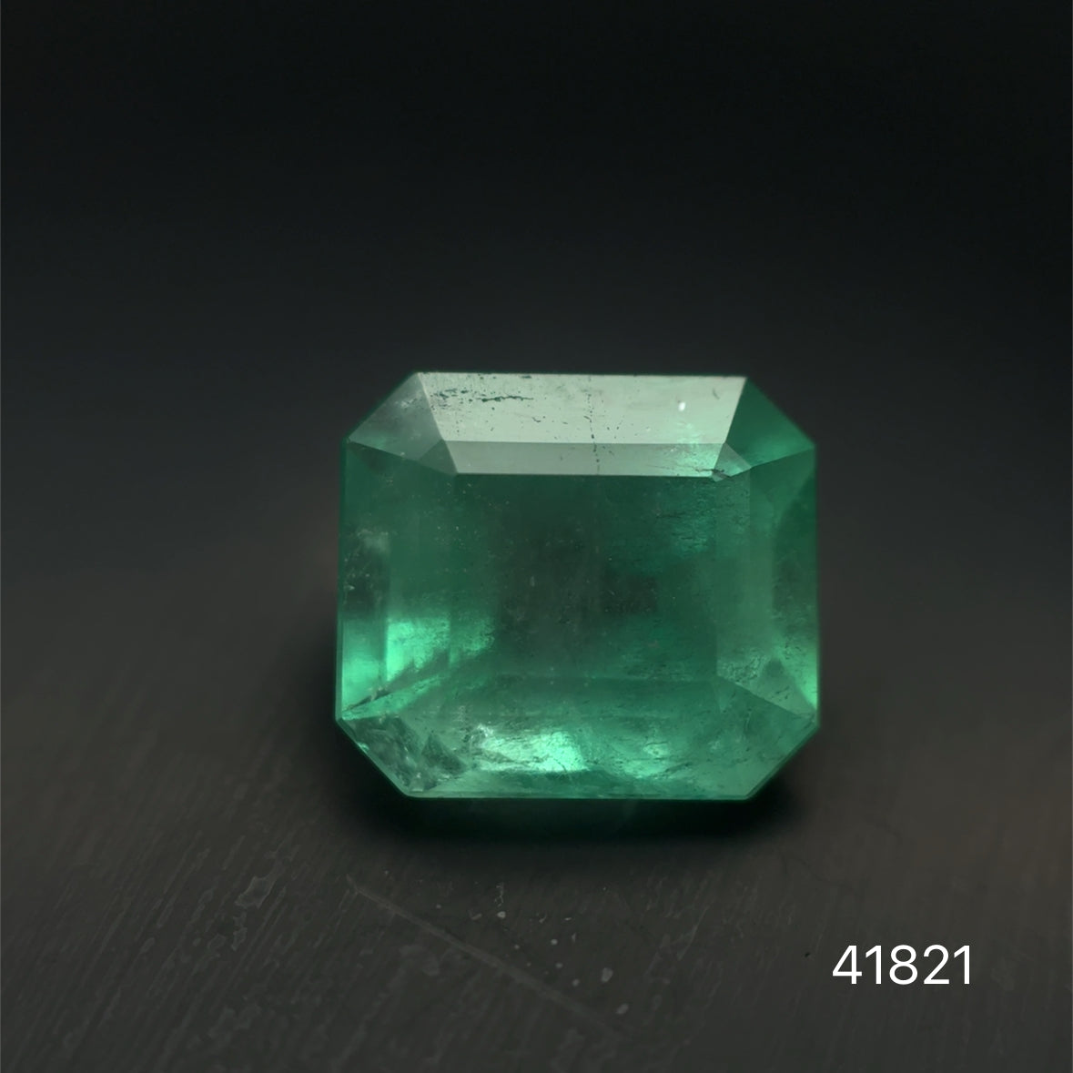 ESMERALDA CDTEC ESMERALDA/ 2.74 CT/ 8.87 X 7.86 X 6.11 MM