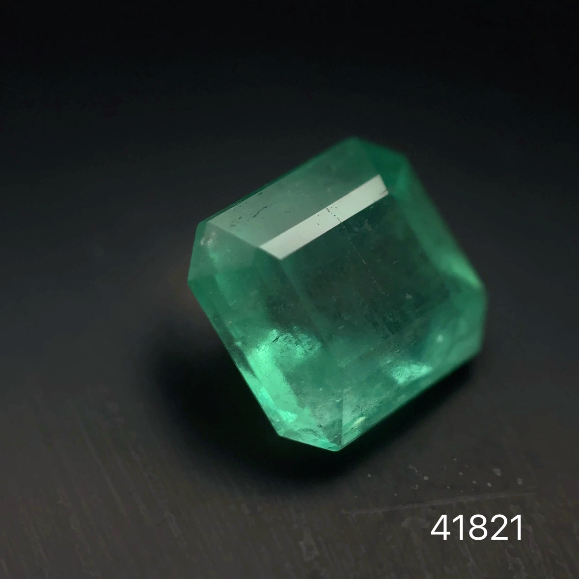 ESMERALDA CDTEC ESMERALDA/ 2.74 CT/ 8.87 X 7.86 X 6.11 MM