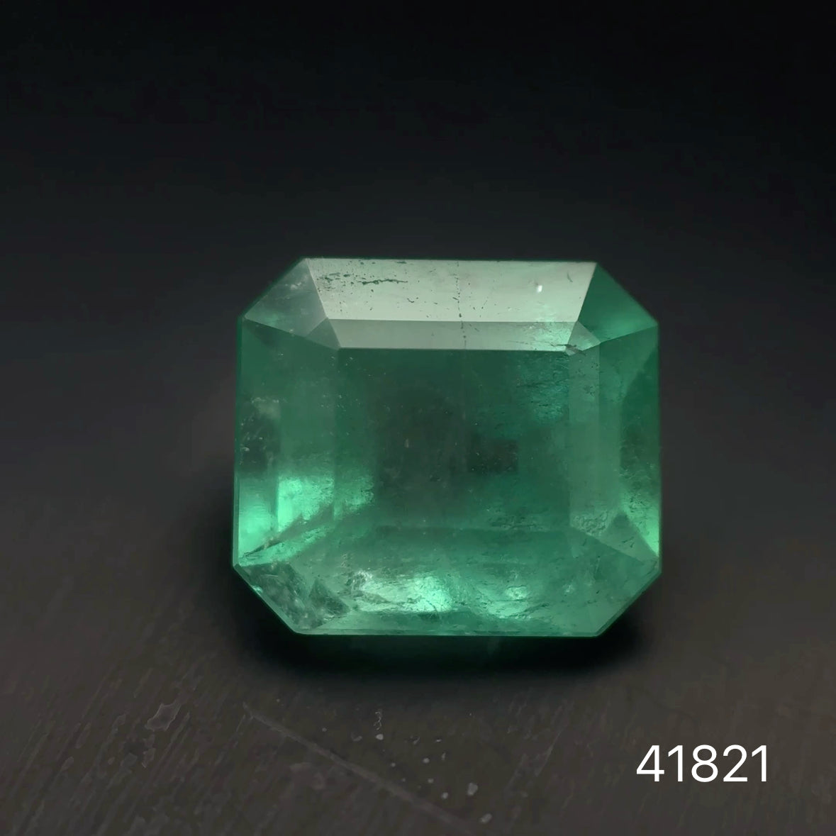ESMERALDA CDTEC ESMERALDA/ 2.74 CT/ 8.87 X 7.86 X 6.11 MM