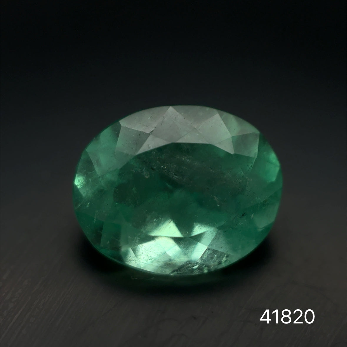 ESMERALDA CDTEC OVAL/ 2.88 CT/ 10.20 X 8.34 X 6.31 MM