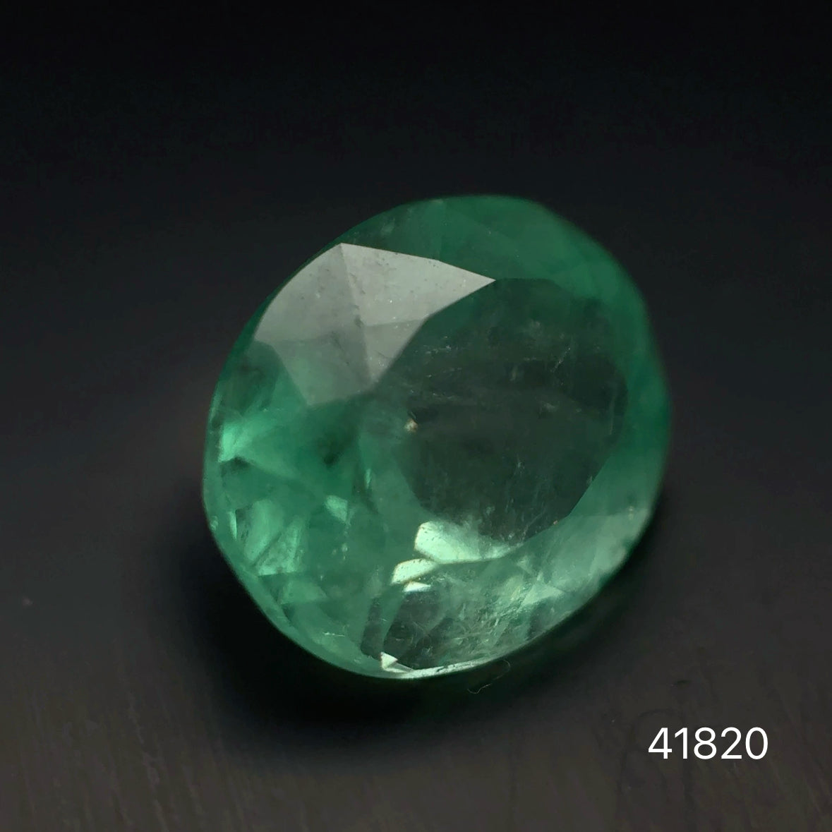 ESMERALDA CDTEC OVAL/ 2.88 CT/ 10.20 X 8.34 X 6.31 MM