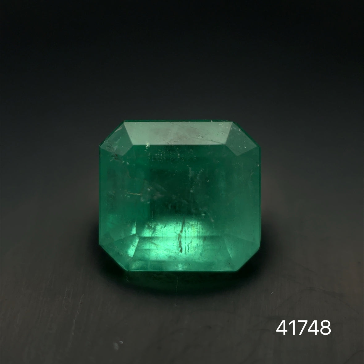 ESMERALDA CDTEC ESMERALDA 2.01 CTS 7.48 X 7.00 MM
