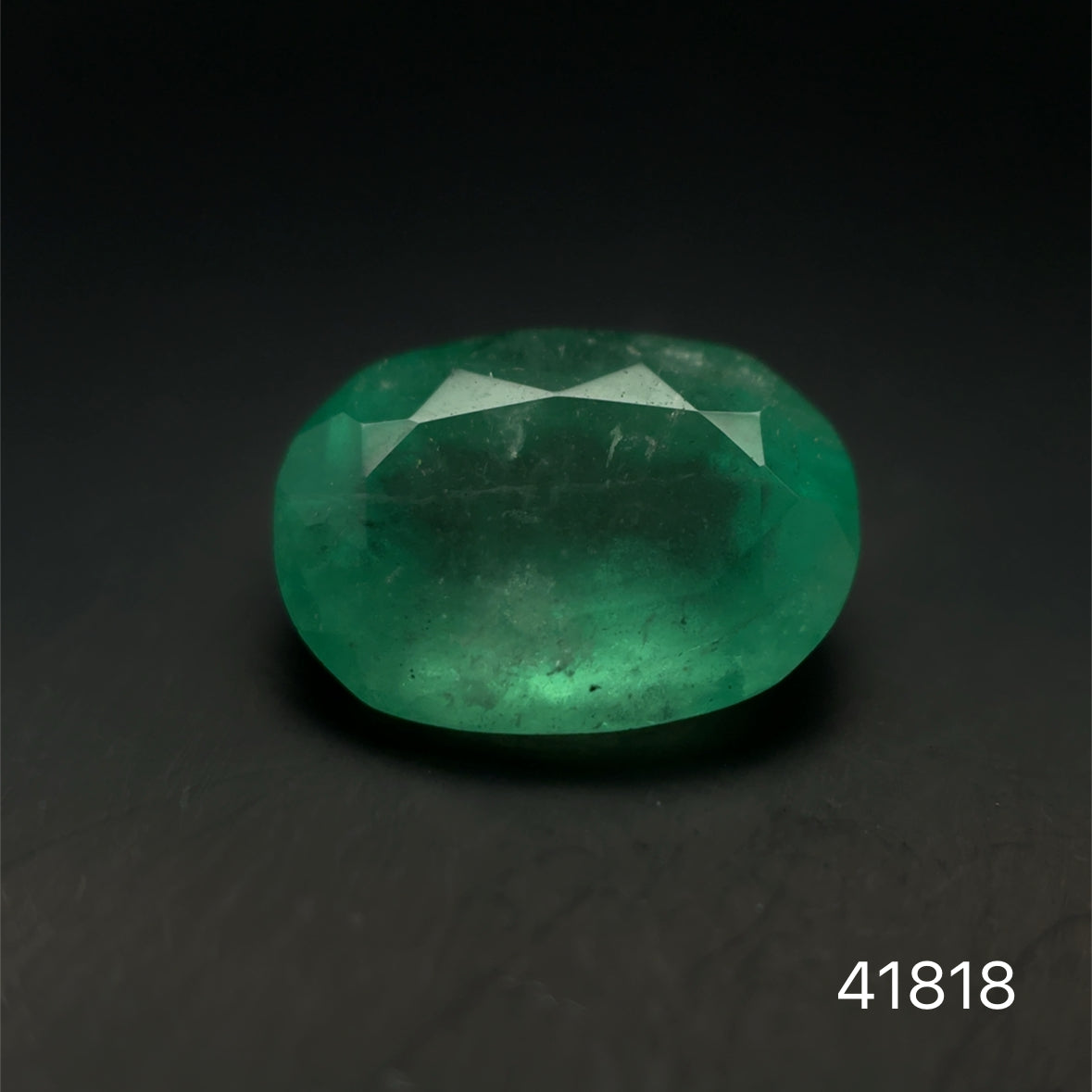 ESMERALDA CDTEC OVAL/ 1.97 CT/ 9.46 X 6.77 X 4.93 MM
