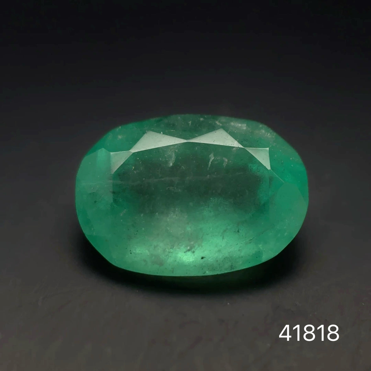 ESMERALDA CDTEC OVAL/ 1.97 CT/ 9.46 X 6.77 X 4.93 MM