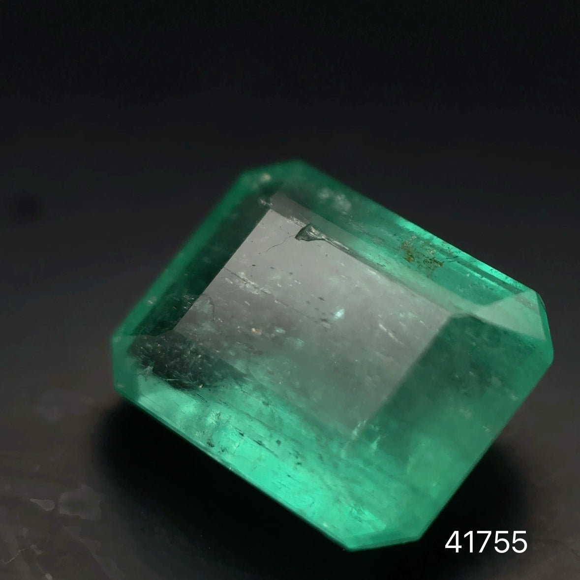 ESMERALDA CDTEC ESMERALDA 2.87 CTS 9.58 X 7.52 MM