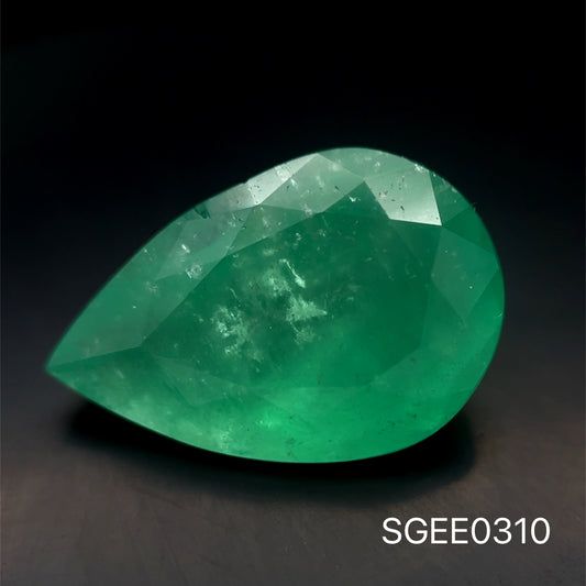 ESMERALDA COLOMBIANA 18.62 x 12.30 x 9.61 mm 10.250 cts