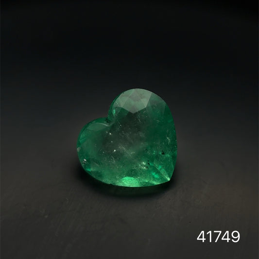 ESMERALDA CDTEC CORAZON 2.43 CTS 8.55 X 9.02 MM