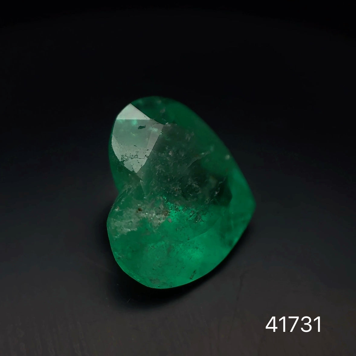 ESMERALDA CDTEC CORAZON 5.64 CT  13.86 X 11.40 MM