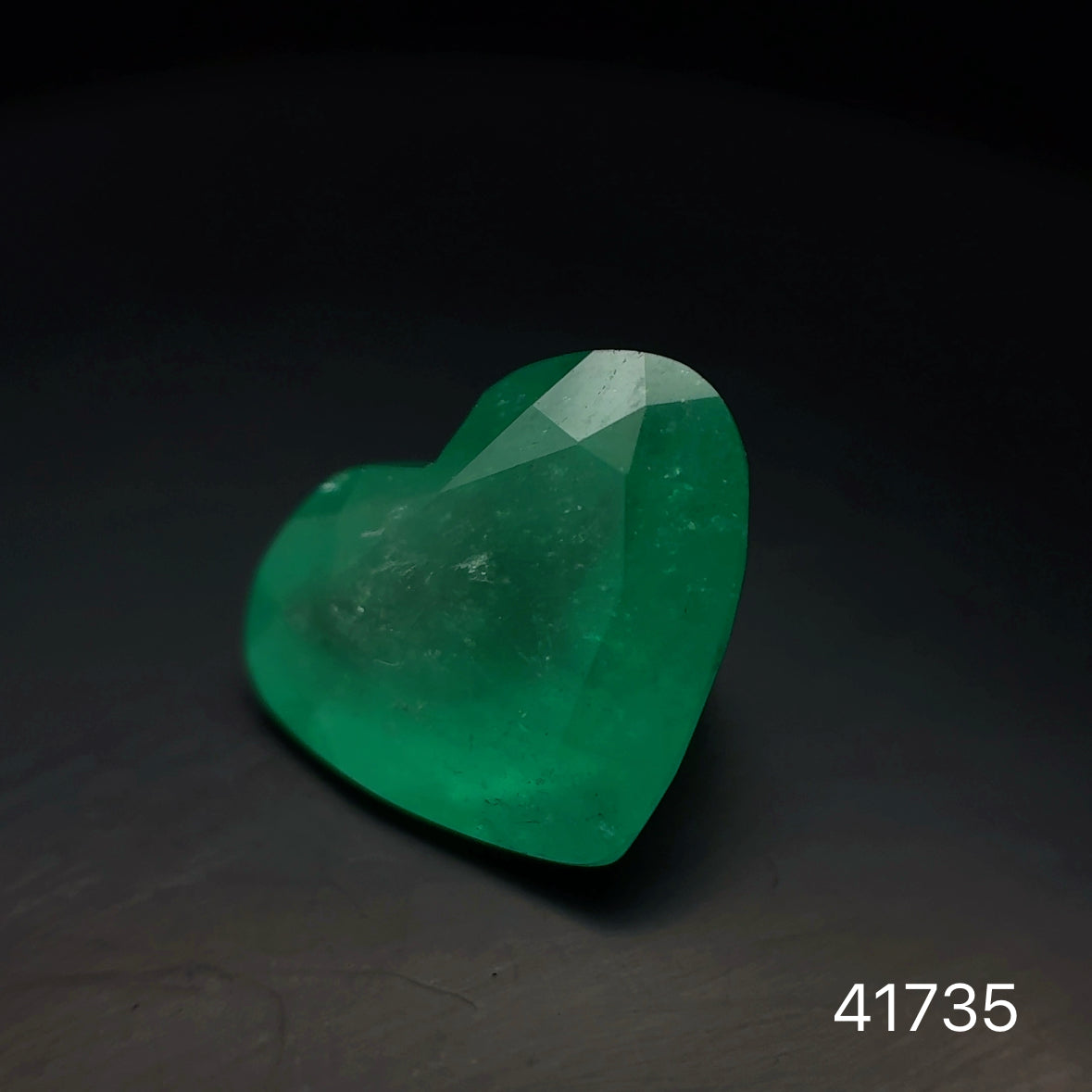 ESMERALDA CDTEC CORAZON/ 5.80 CT/ 11.82 X 13.93 X 7.24 MM