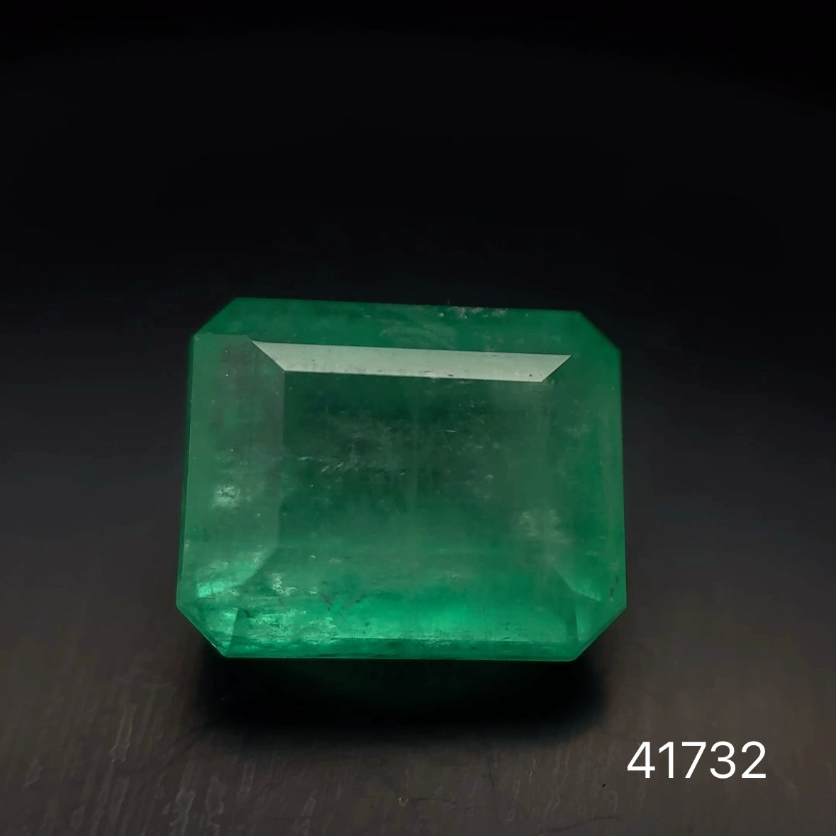ESMERALDA CDTEC ESMERALDA 6.65 CTS 11.77 X 9.77 MM