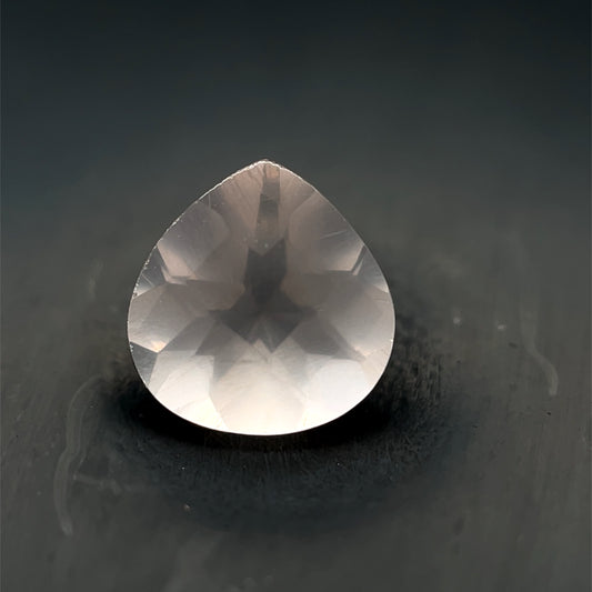 CUARZO ROSA CORTE PERA 6.1 X 5.8 MM