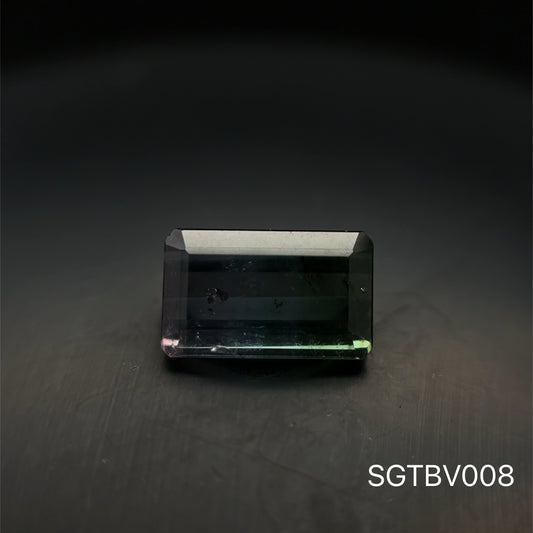 TURMALINA BICOLOR 2.710 CTS 6.31 X 10.21 MM