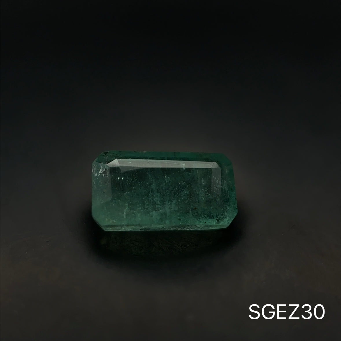 ESMERALDA ZAMBIA C.ESMERALDA 1.005 CTS 7.63 X 4.18 MM