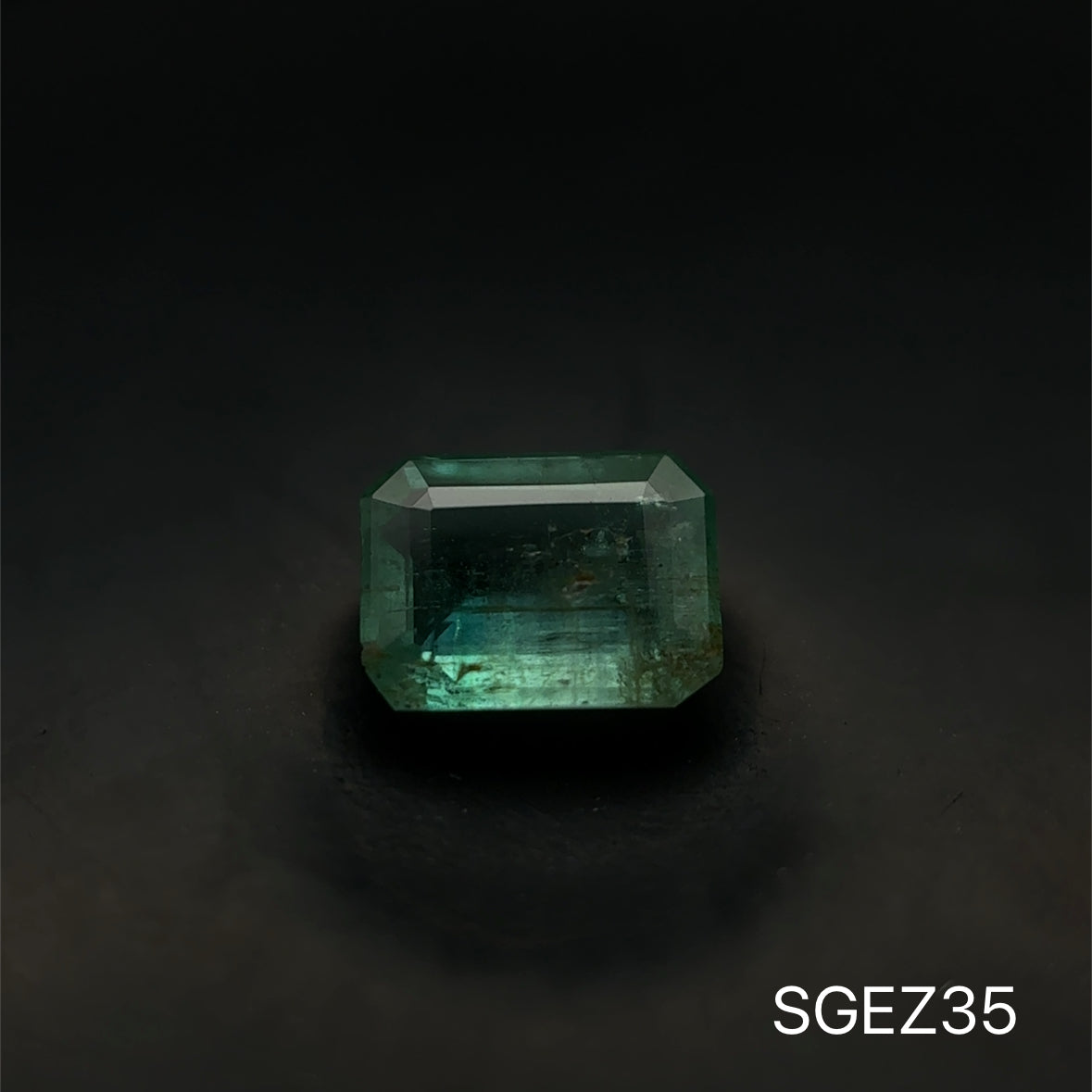 ESMERALDA ZAMBIA C.ESMERALDA 0.705 CTS 6.3 X 4.8 MM