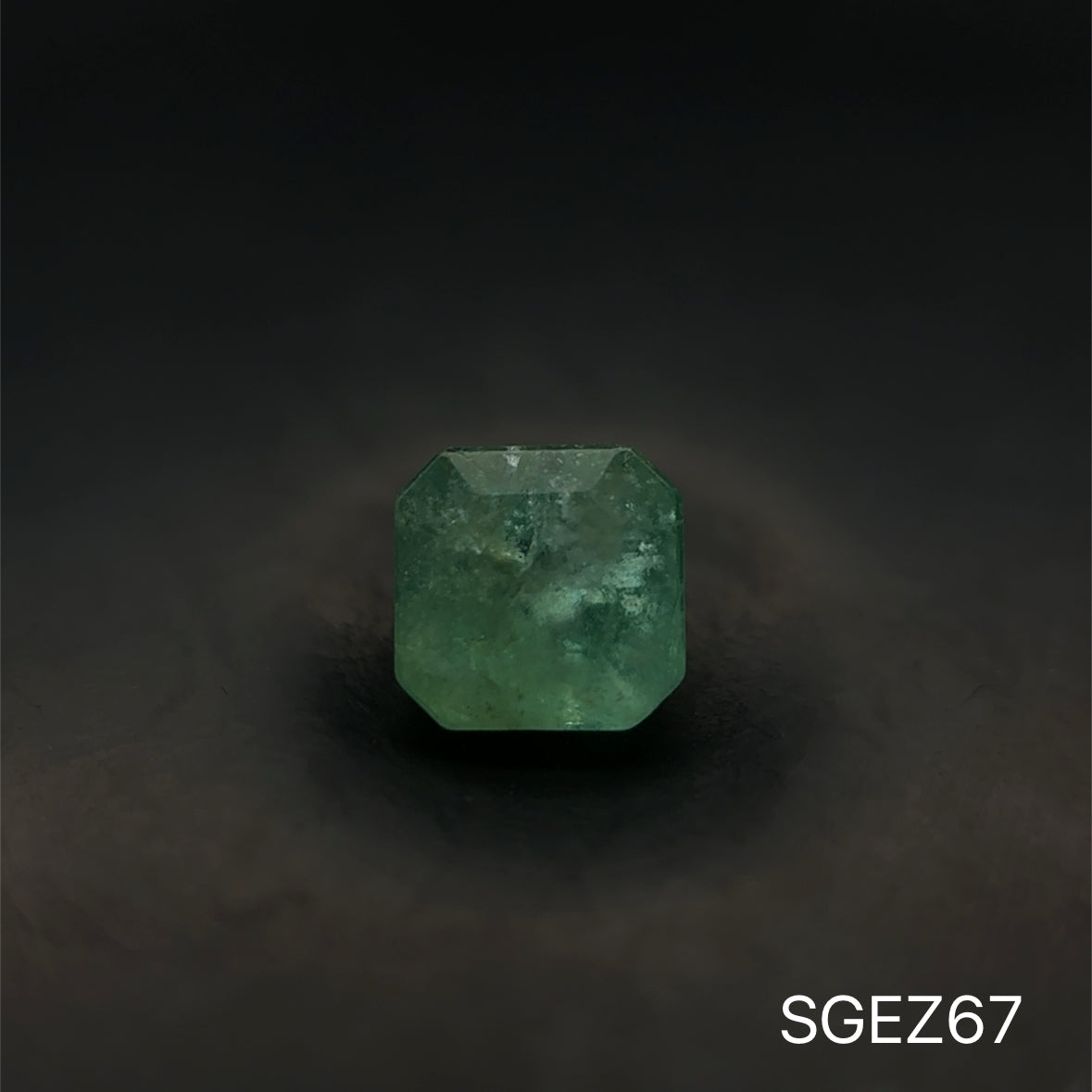 ESMERALDA ZAMBIA C.ASSCHER 0.620 CTS 4.5 X 4.6 MM