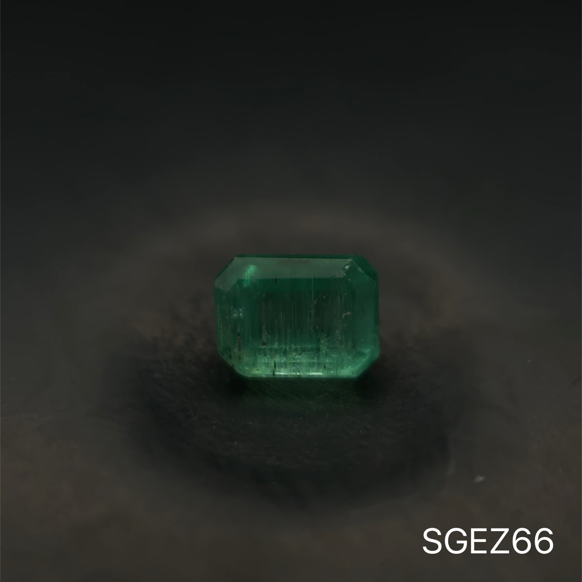 ESMERALDA ZAMBIA C.ESMERALDA 0.235 CTS 4 X 2.9 MM