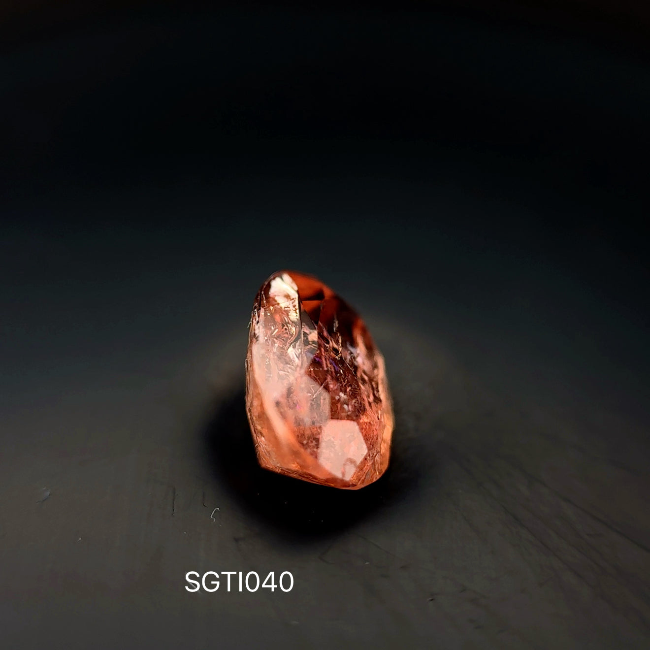 TOPACIO IMPERIAL OVAL  2.38 CT/ 6.92 X 9.04 MM