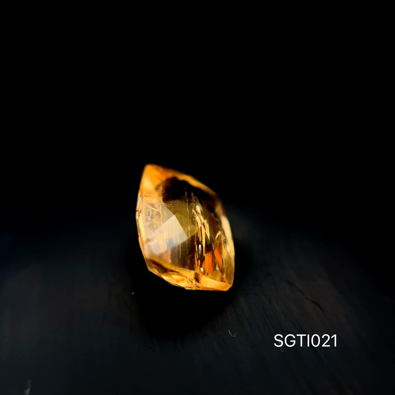 TOPACIO IMPERIAL CUSHION 4.97 CT/ 8.66 X 11.12 MM