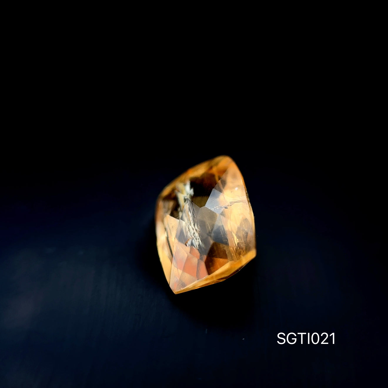 TOPACIO IMPERIAL CUSHION 4.97 CT/ 8.66 X 11.12 MM