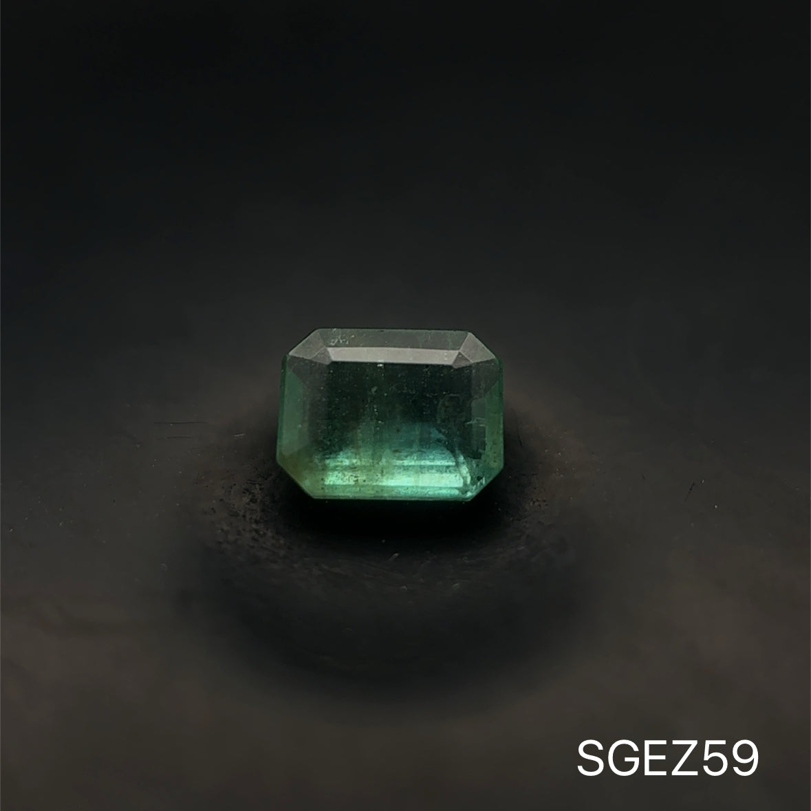 ESMERALDA ZAMBIA C.ESMERALDA 0.405 CTS 5.1 X 3.9 MM