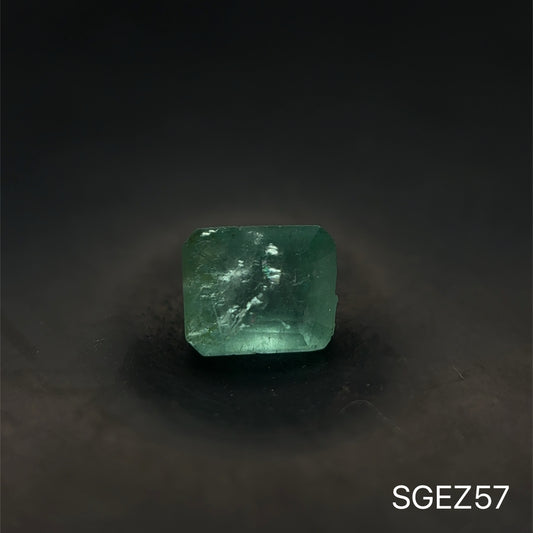 ESMERALDA ZAMBIA C.ESMERALDA 0.570 CTS 4.9 X 4 MM