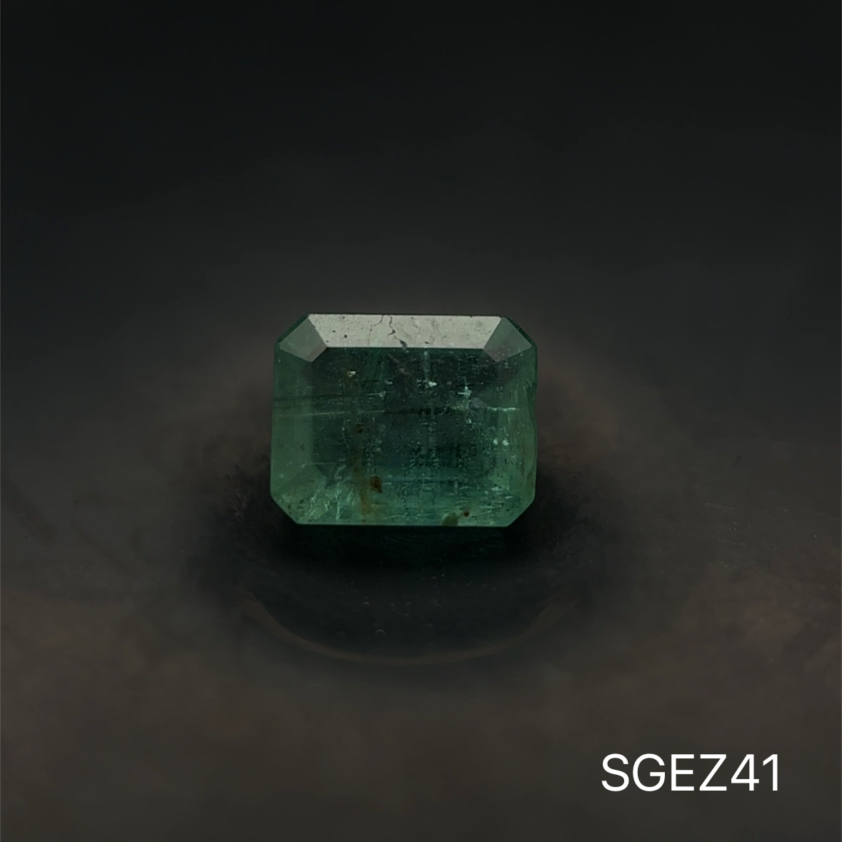 ESMERALDA ZAMBIA C.ESMERALDA 0.610 CTS 5.4 X 4.3 MM