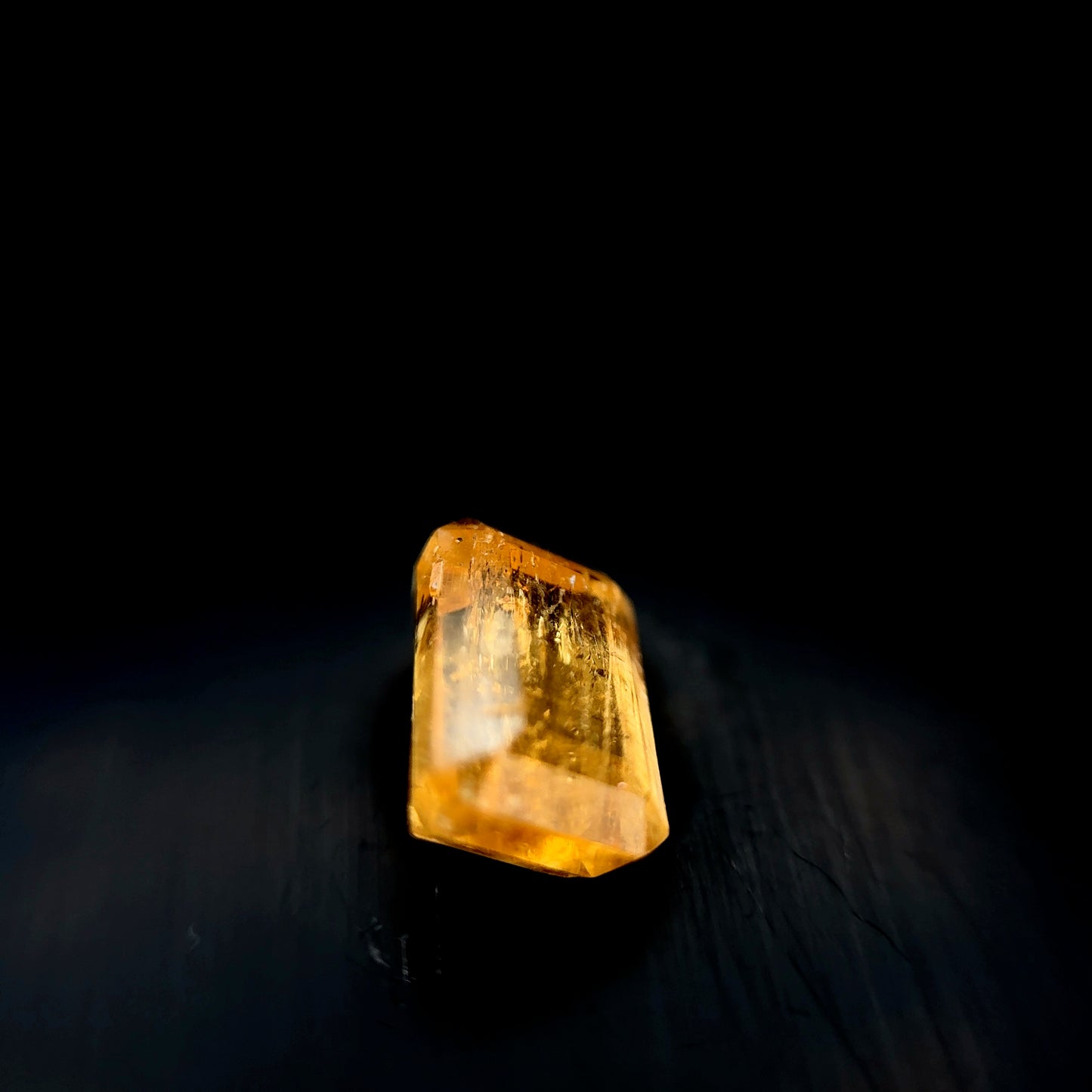 TOPACIO IMPERIAL ESMERALDA 4.46 CT/ 6.9 X 10.4 X 5.4 MM