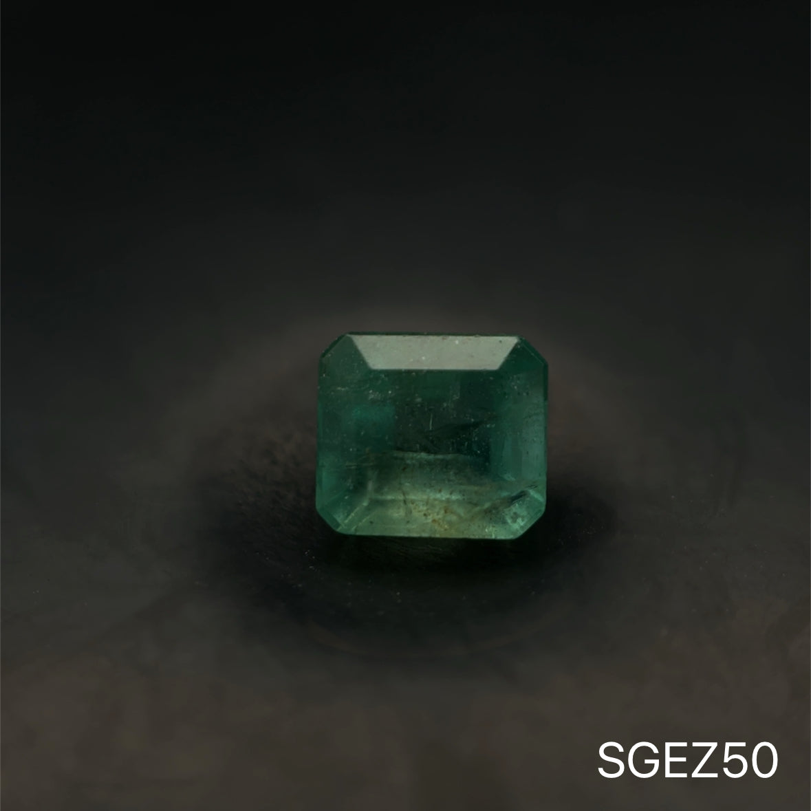 ESMERALDA ZAMBIA C.ESMERALDA 0.615 CTS 4.76 X 4.16 MM