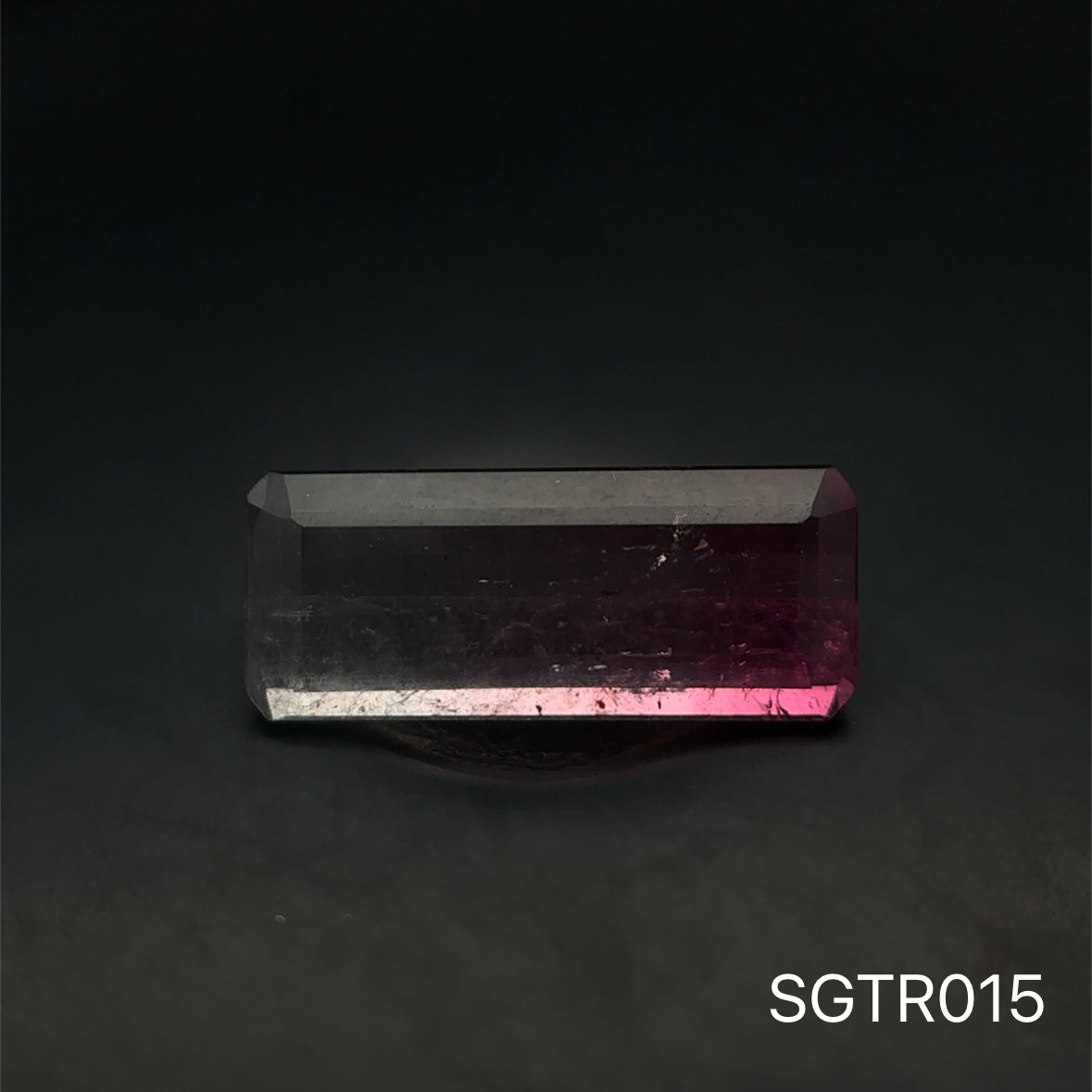 TURMALINA ROSA BICOLOR BAGUETTE 1.74 CTS 4.96 X 11.99 MM