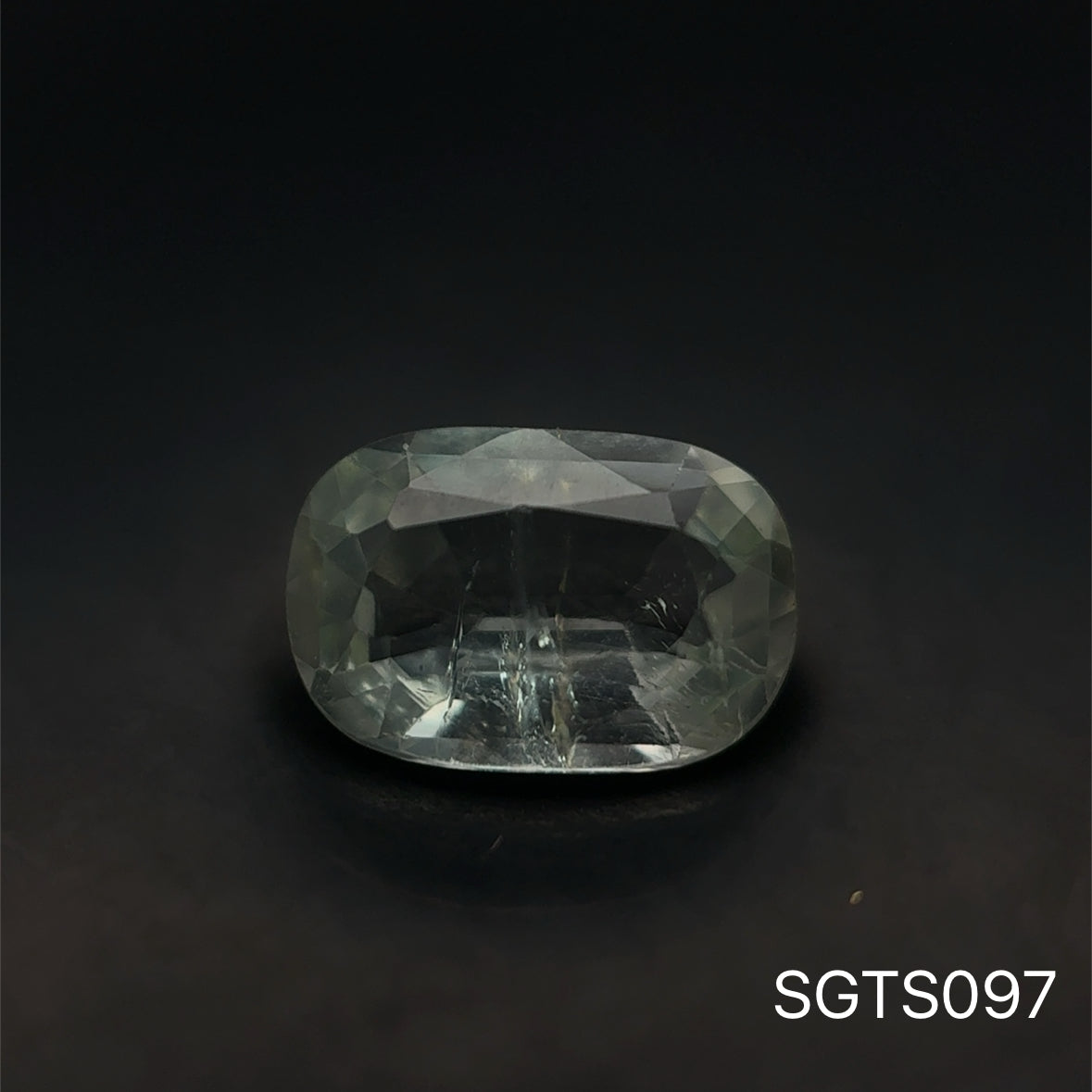 TURMALINA VERDE CUSHION 1.18 CTS 5.68 X 8.33 MM