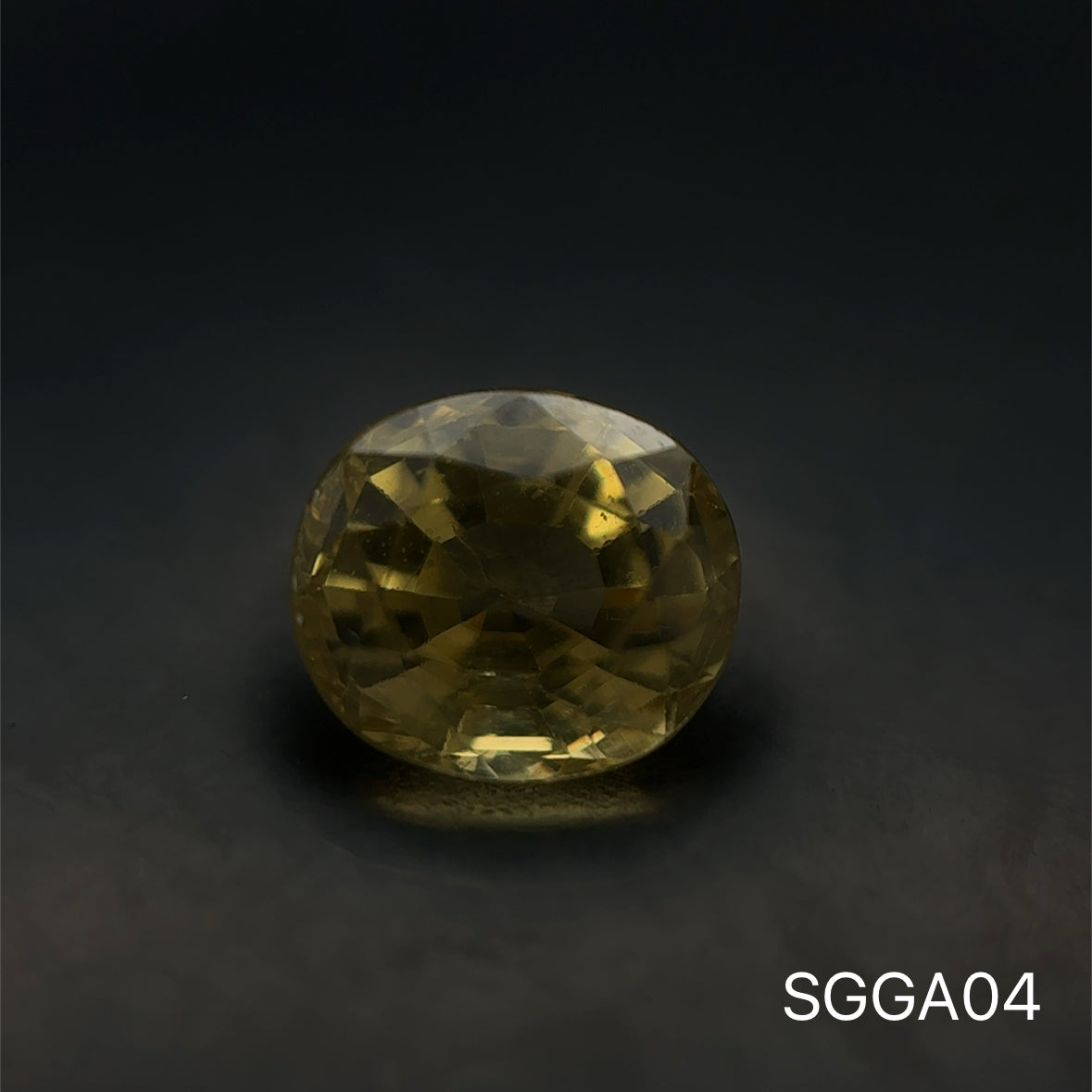 GRANATE AMARILLO CUSHION 1.92 CTS 6.59 X 7.42 MM