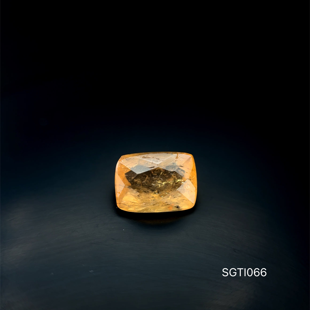 TOPACIO IMPERIAL CUSHION 3.48 CT/ 6.9 X 9.7 X 5.1 MM