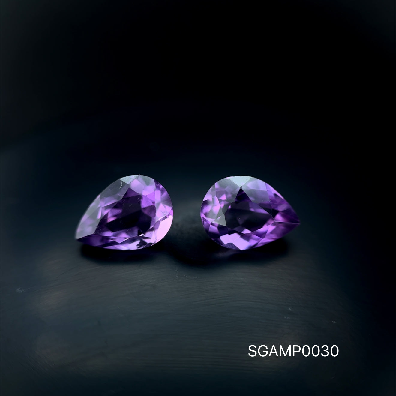 PAR DE AMATISTA PERA 5.47 CT