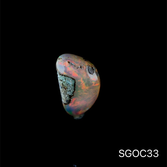 OPALO ETIOPIA  3.16 CT/ 8.38 X 14.72 MM