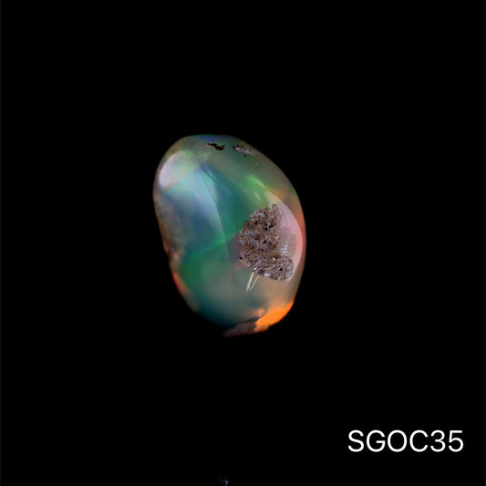 OPALO ETIOPIA  4.49 CT/ 10.35 X 14.64 MM
