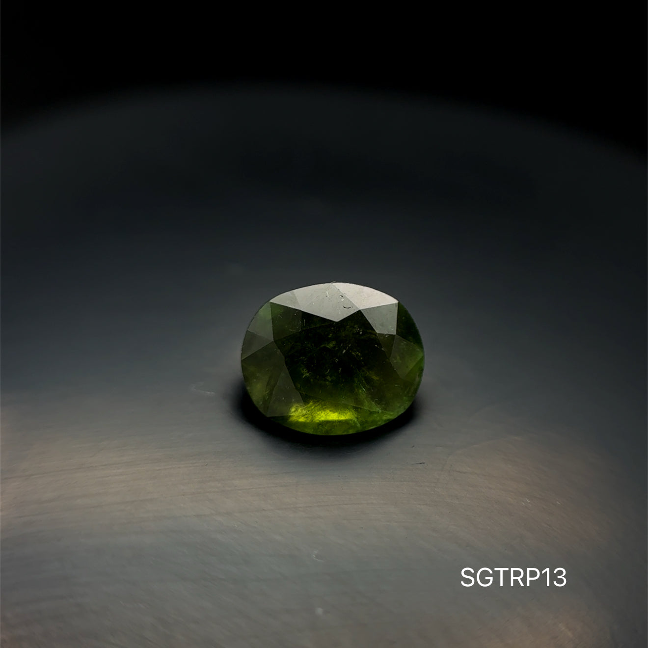 TURMALINA OVAL 2.52 CT/ 7.85 X 9.38 X 5.36 MM