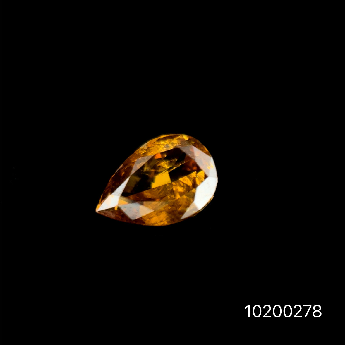 DIAMANTE FANCY DARK YELLOW PERA 0.160 CTS