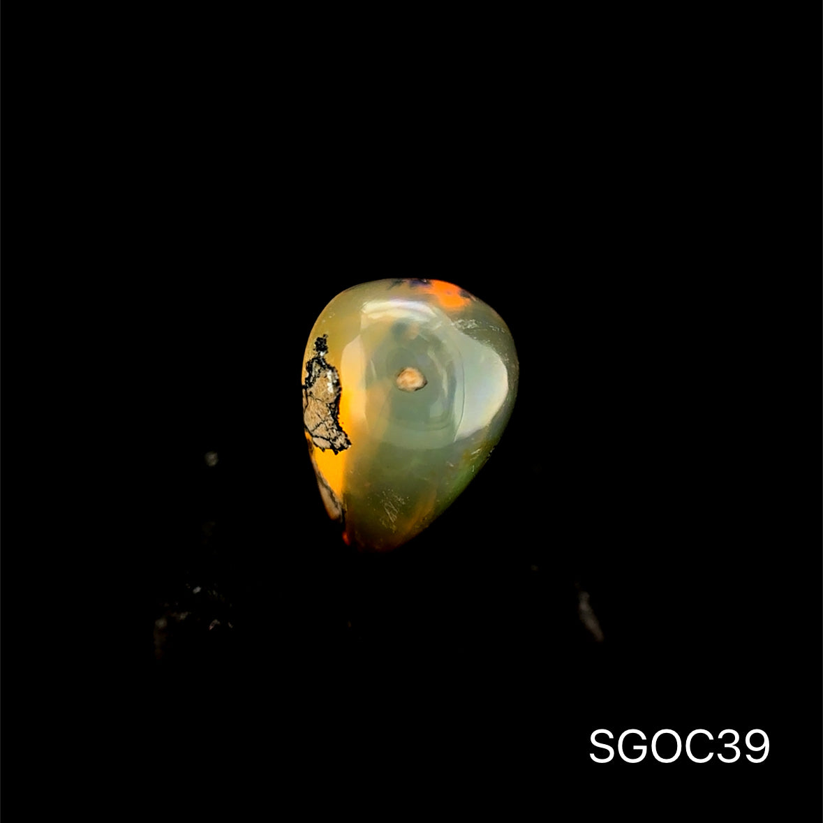 OPALO ETIOPIA  1.87 CT/ 7.07 X 10.71 MM