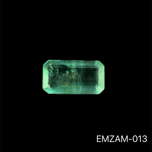 ESMERALDA ZAMBIA ESMERALDA 0.835 CTS 4.43 X 7.89 MM