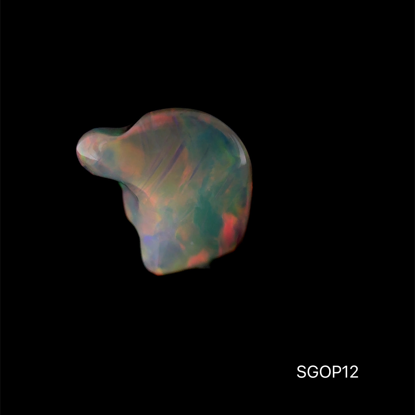 OPALO ETIOPIA 2.960 CTS 10.54 X 14.05 MM