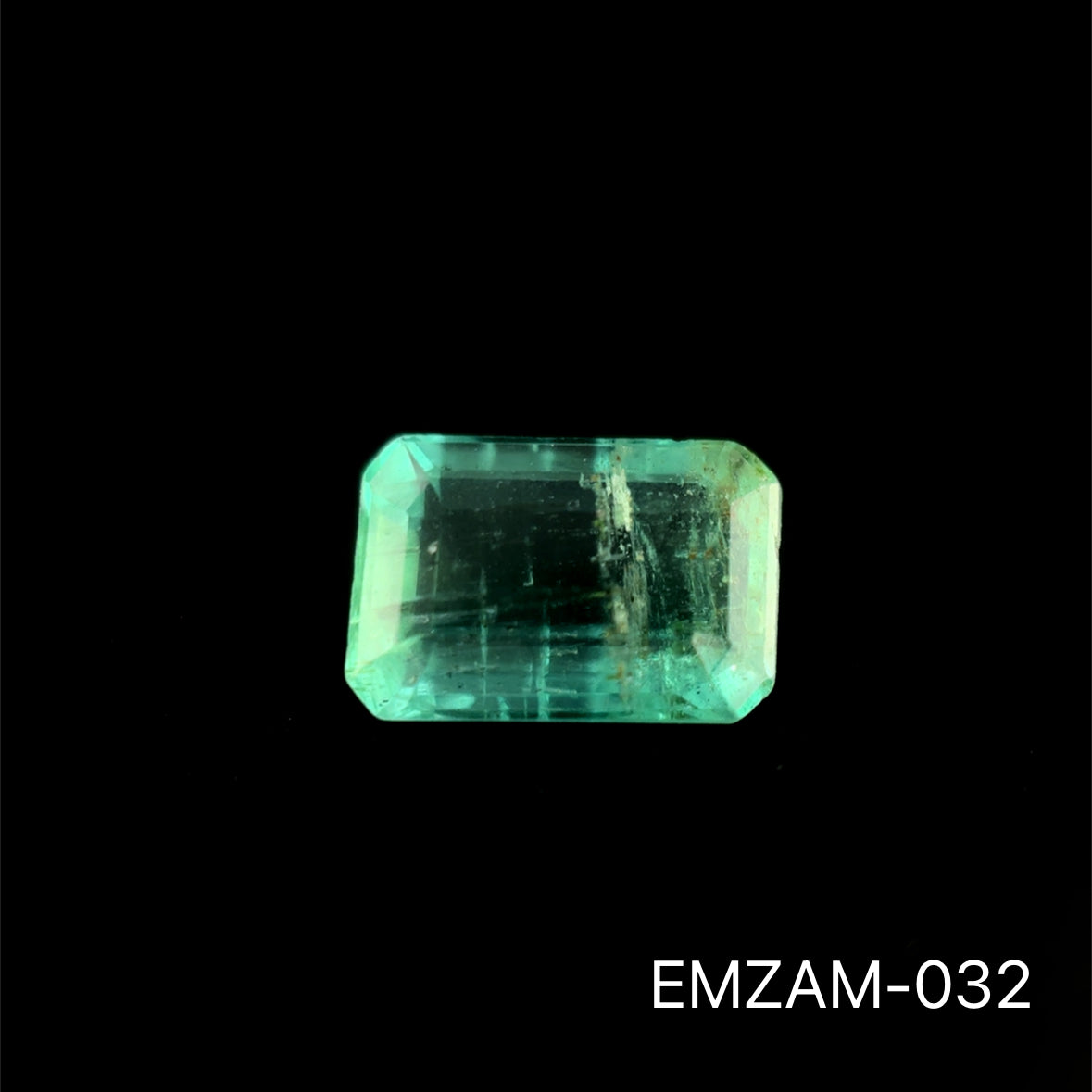 ESMERALDA ZAMBIA ESMERALDA 0.785 CTS 6.76 X 4.55 MM