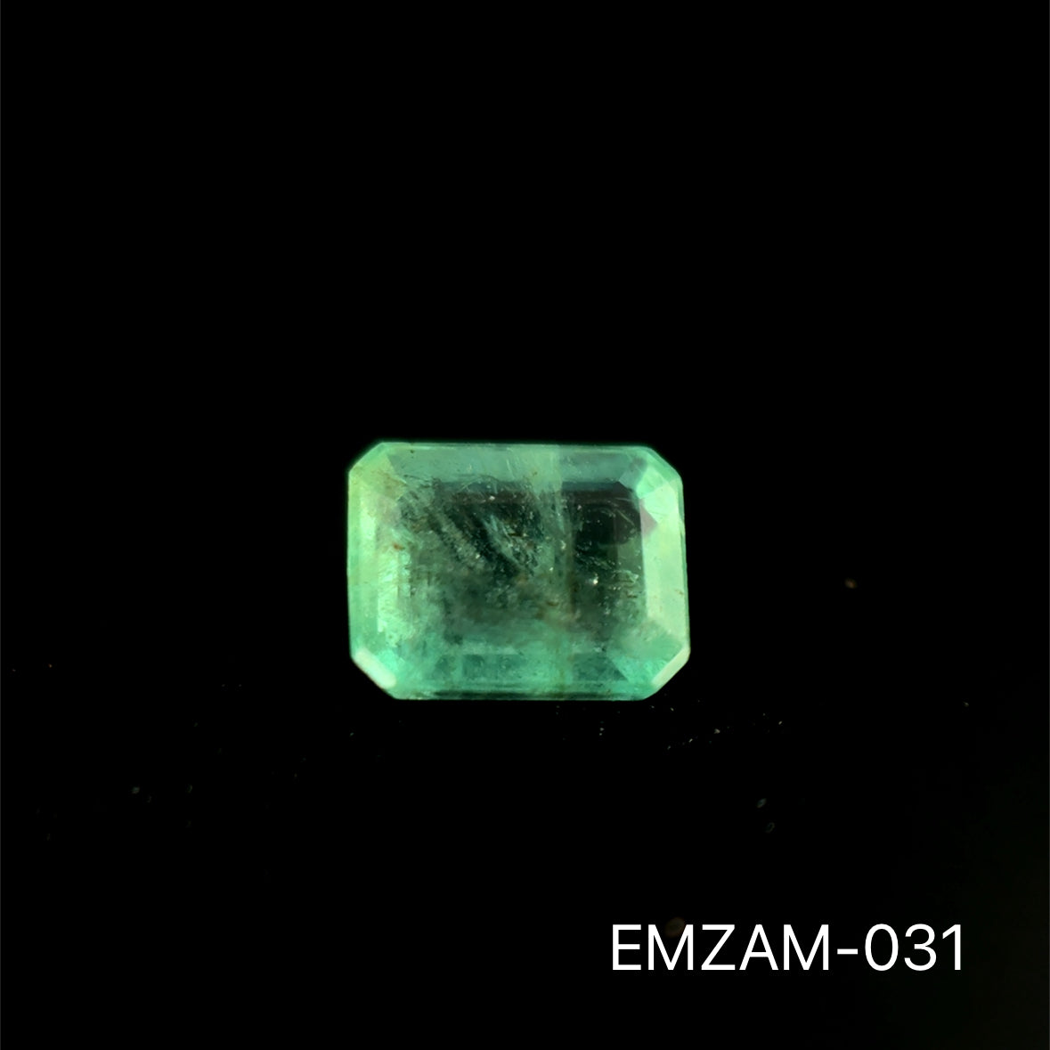 ESMERALDA ZAMBIA ESMERALDA 0.545 CTS 5.37 X 4.13 MM